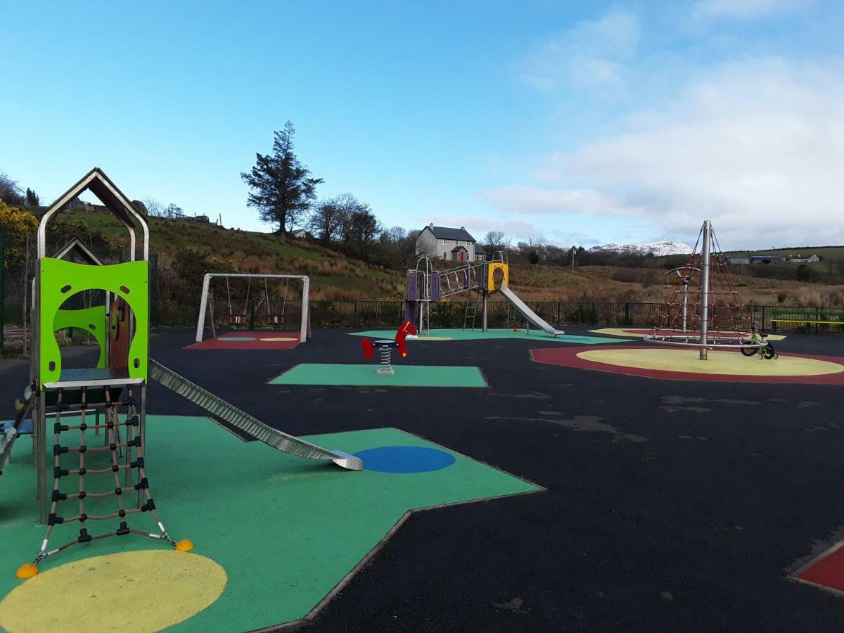 The Bluestack Centre Vandrarhem Donegal Town Exteriör bild
